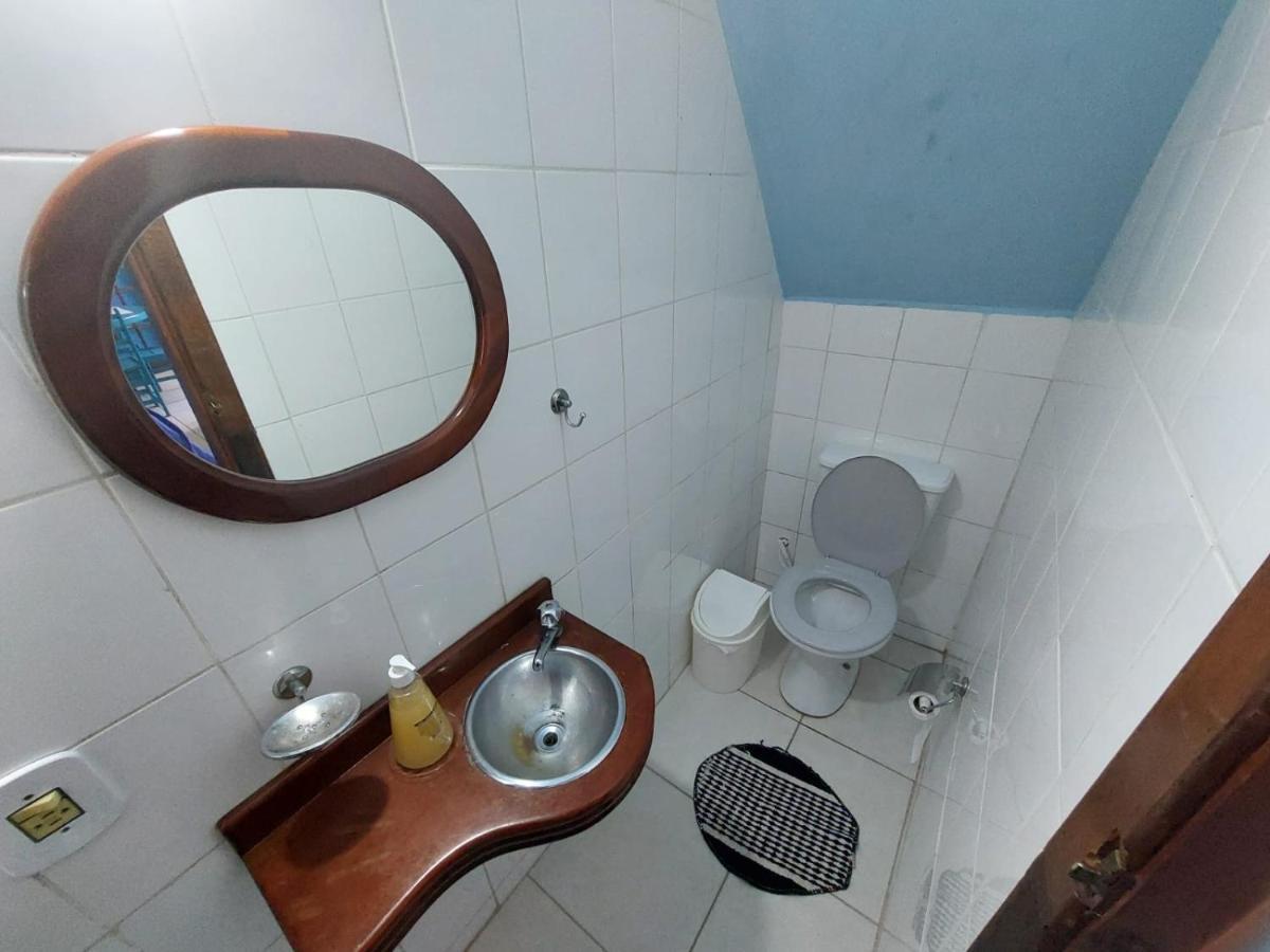 Holiday home Sobrado Com Piscina Em Condomino Fechado A 150 M Da Praia